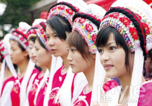 �������εİ������